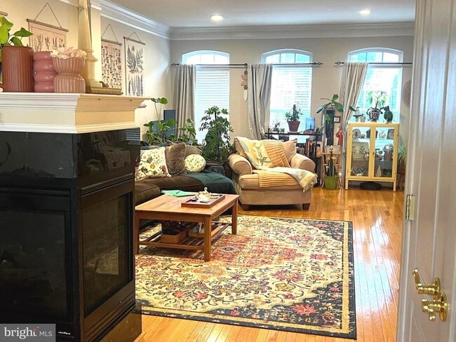 Photo - 7039 Little Thames Drive