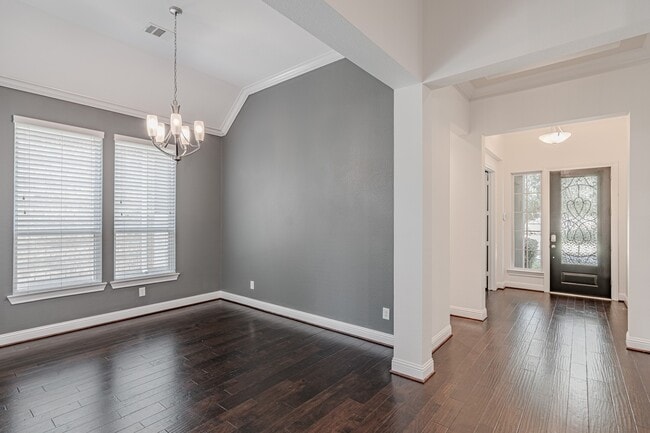 Photo - 112 Sundown Ridge Pl