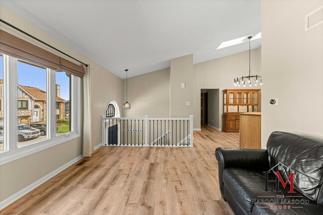 Photo - 9241 Windsor Pkwy