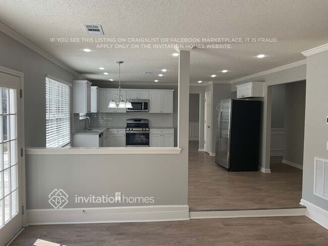 Photo - 112 MacBeth Dr