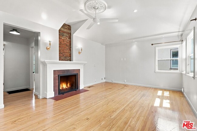 Photo - 5412 Marburn Ave