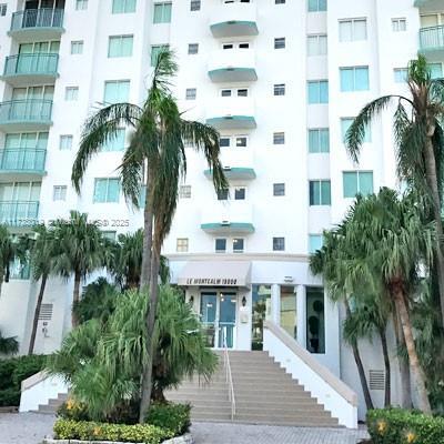 Building Photo - 18000 N Bay Rd Unit 501 Rental