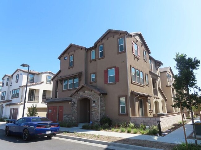 Photo - 40585 Melrose Dr