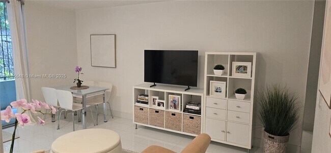 Photo - 2539 S Bayshore Dr Unit 117A