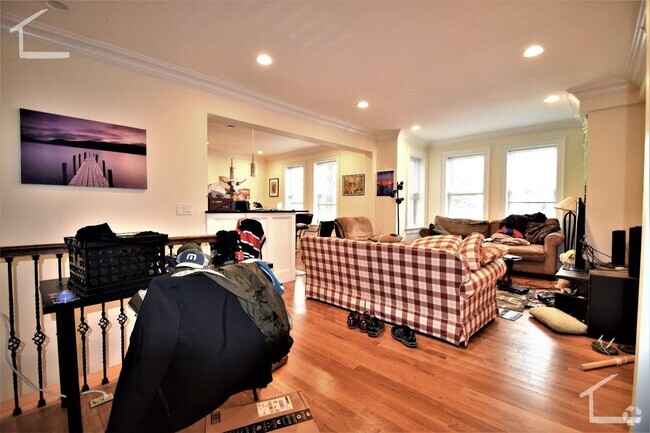 Building Photo - AWESOME BROOKLINE SIX BED!!!! Rental