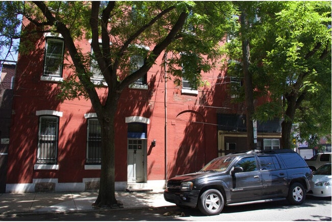 1201 N Howard St Unit 3