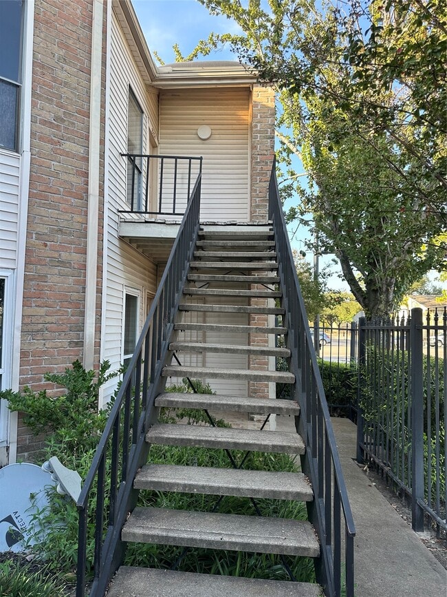 Photo - 10104 Waterstone Dr