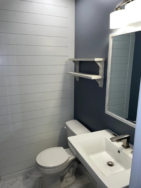 Photo - 1010 Country Club Rd Unit Apt N2