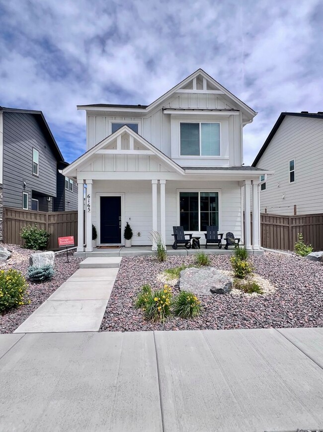 Building Photo - 3 Bed 3 Bath In The Greenways!!