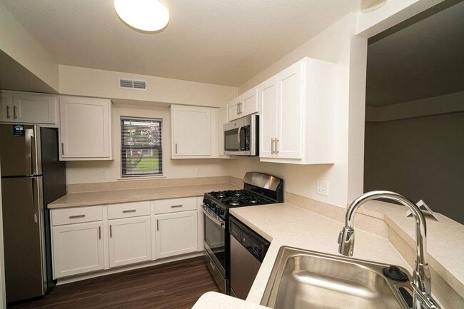 Arbor Lakes Apartments