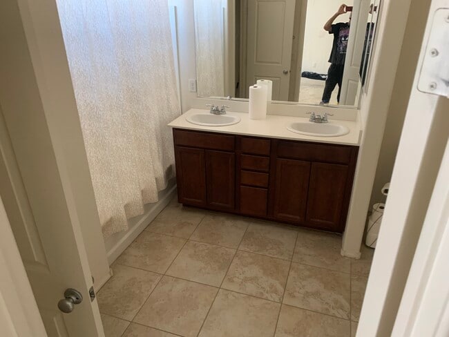 Photo - 1230 Hopespring Loop Ave