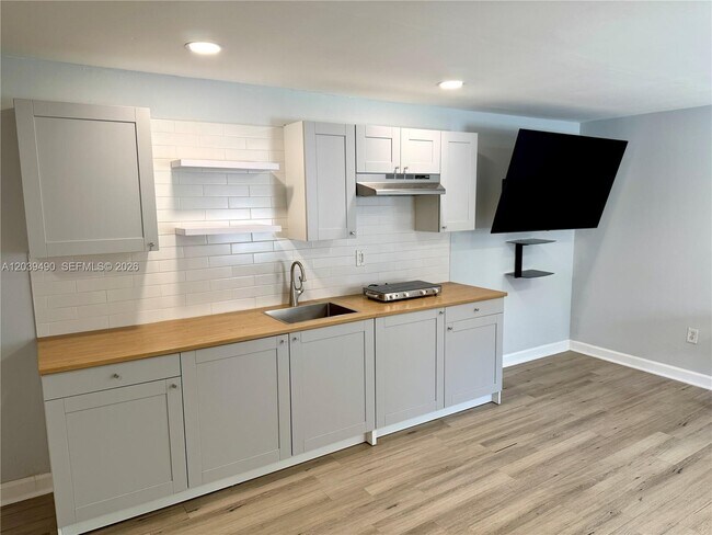 Photo - 227 SW 26th Rd