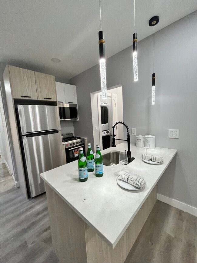 69 Lincoln St 3L - 67 Lincoln St Unit 3L