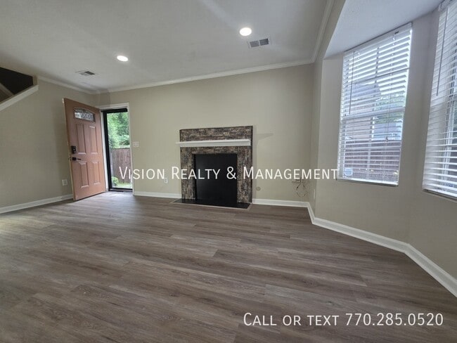 Photo - 5025 Brittany Dr