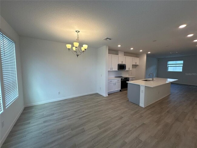 Photo - 6541 Cyrils Dr