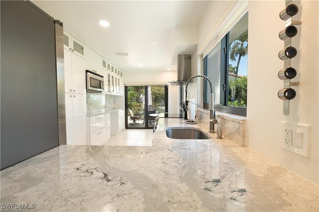 Building Photo - 845 Reef Point Cir