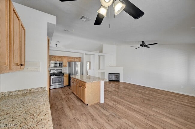 Building Photo - 8208 W Ashkum Ave Rental