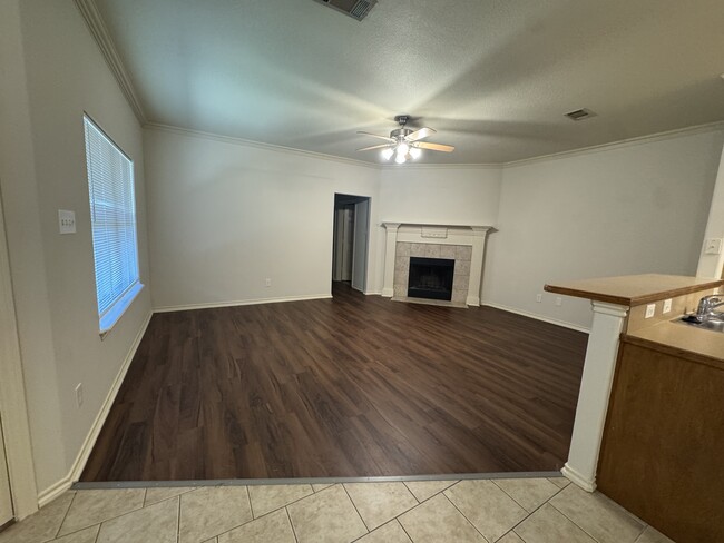 Photo - 5809 Swords Dr