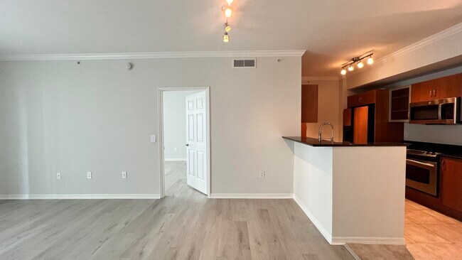 Photo - 806 E Windward Way Unit 216