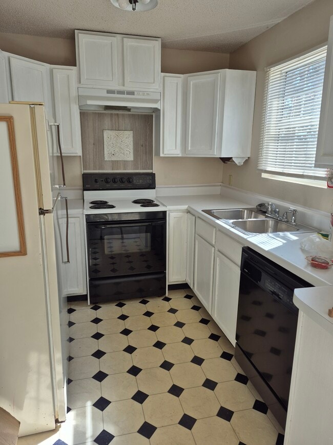 Photo - 133 Elizabeth Dr