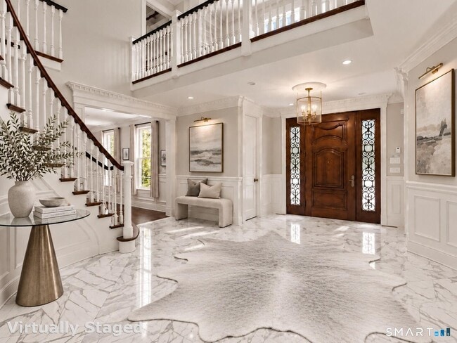 386 Westover Rd