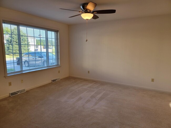 Photo - 205 Riders Way