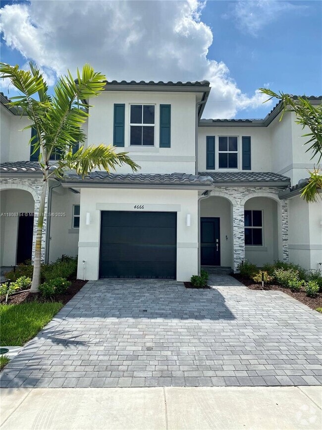 Building Photo - 4666 NW 120th Way Rental