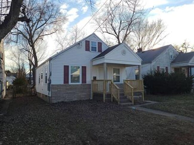 Building Photo - 1538 Longfield Ave