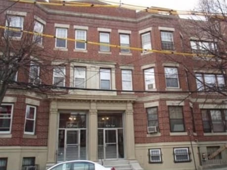 98 Saint Paul St Unit 3