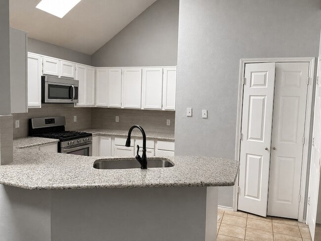 Photo - 1309 Brookfield Dr
