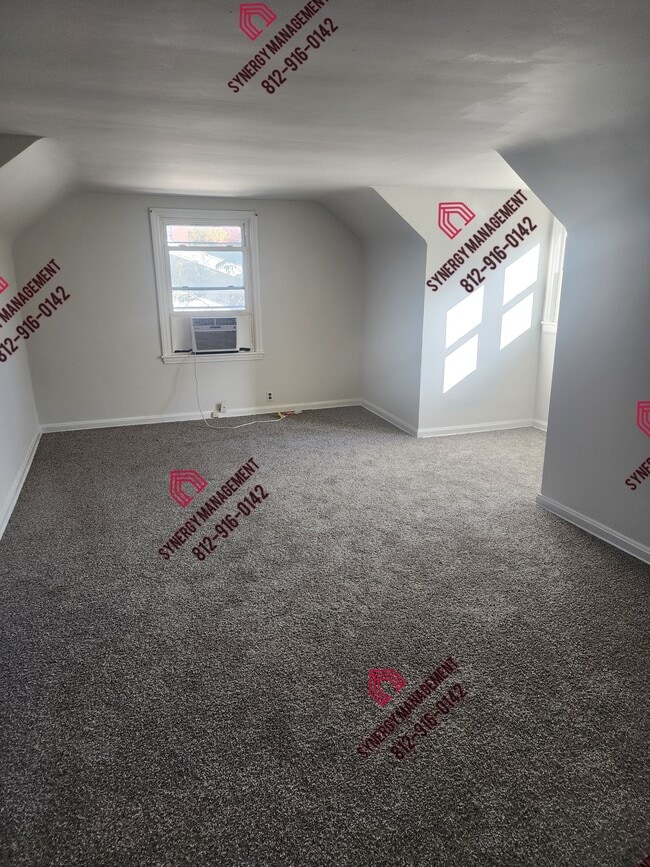 Photo - 1054 Madison Ave