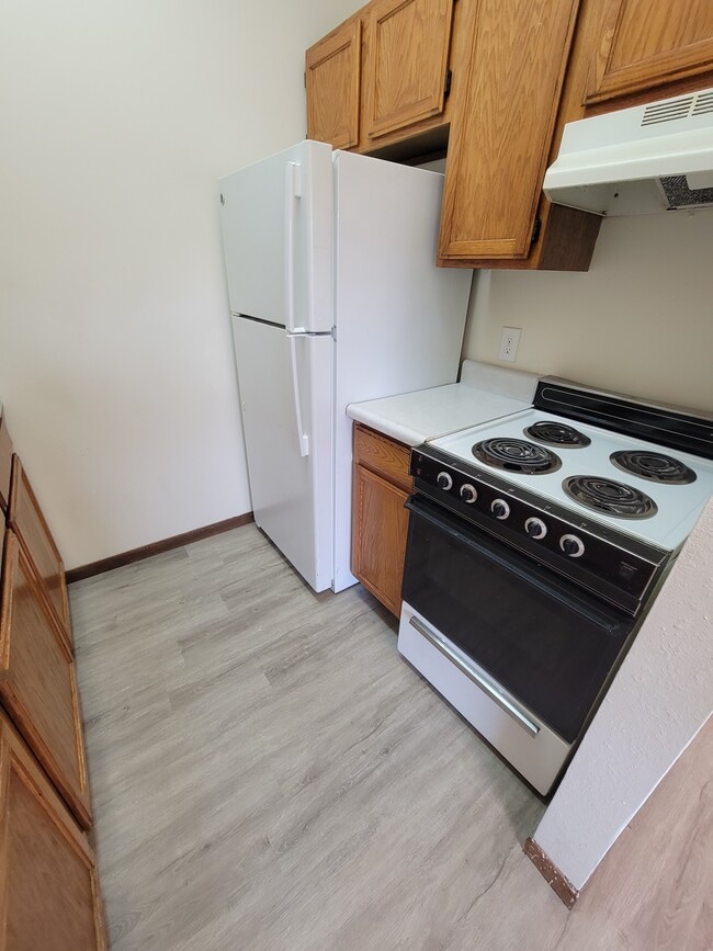 Photo - 1337 Main St Unit 6