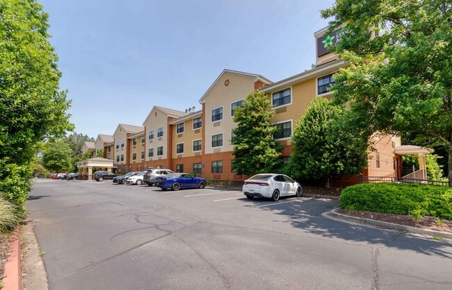 Photo - Furnished Studio-Atlanta - Marietta - Wind...