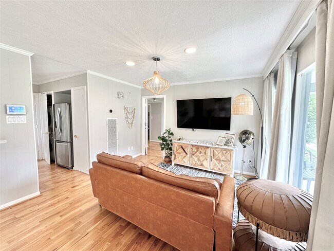 Photo - 19 Champions Colony W