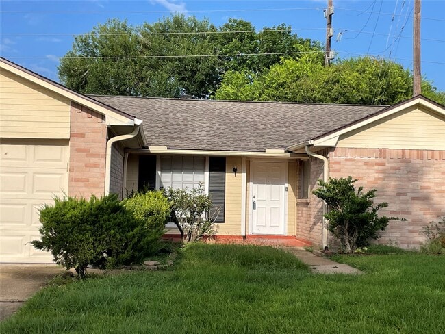 Photo - 1011 E Brompton Dr