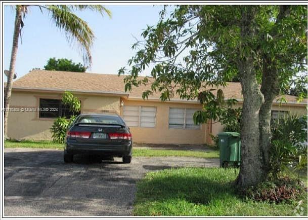 Building Photo - 7318 NW 76th Dr Rental