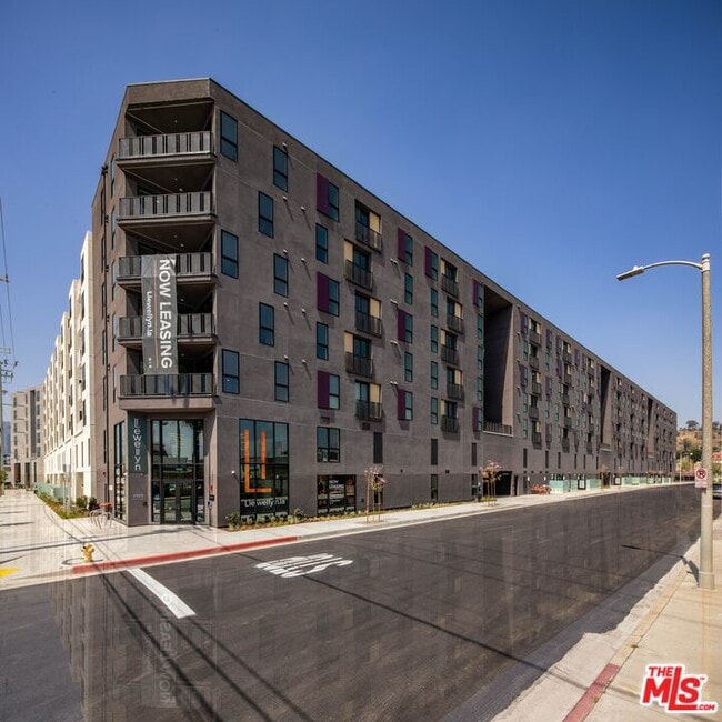 Photo - 1101 N Main St Condo Unit B723