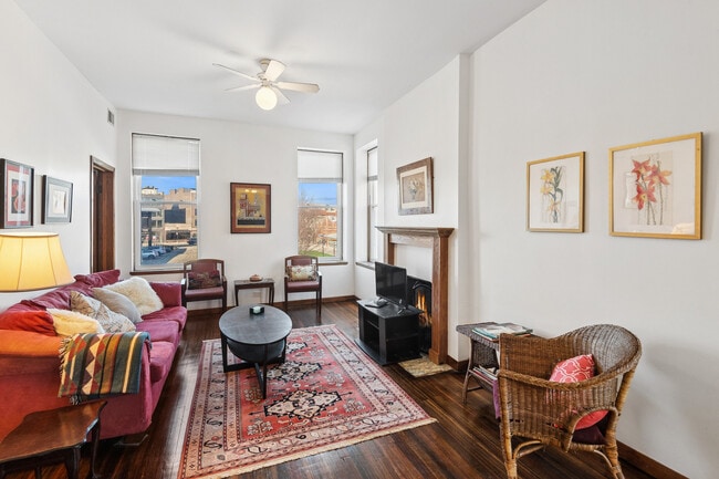 Photo - 4057 N Damen Ave Unit 2