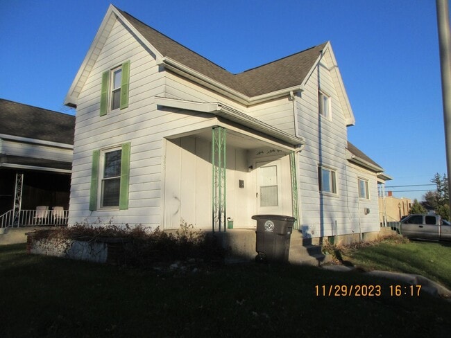 Photo - 3235 S Harrison St Unit 3235 S Harrison