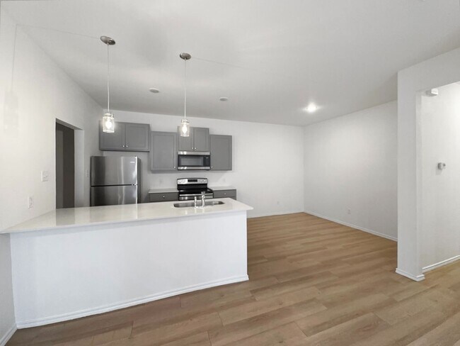 Photo - 5506 Itasca St Unidad B