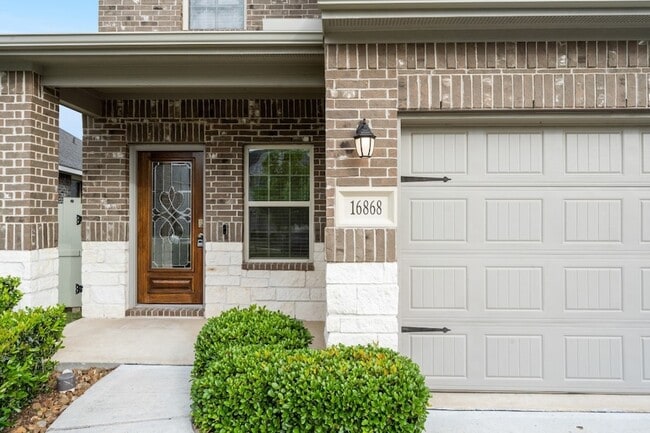 Photo - 16868 Pink Wintergreen Dr