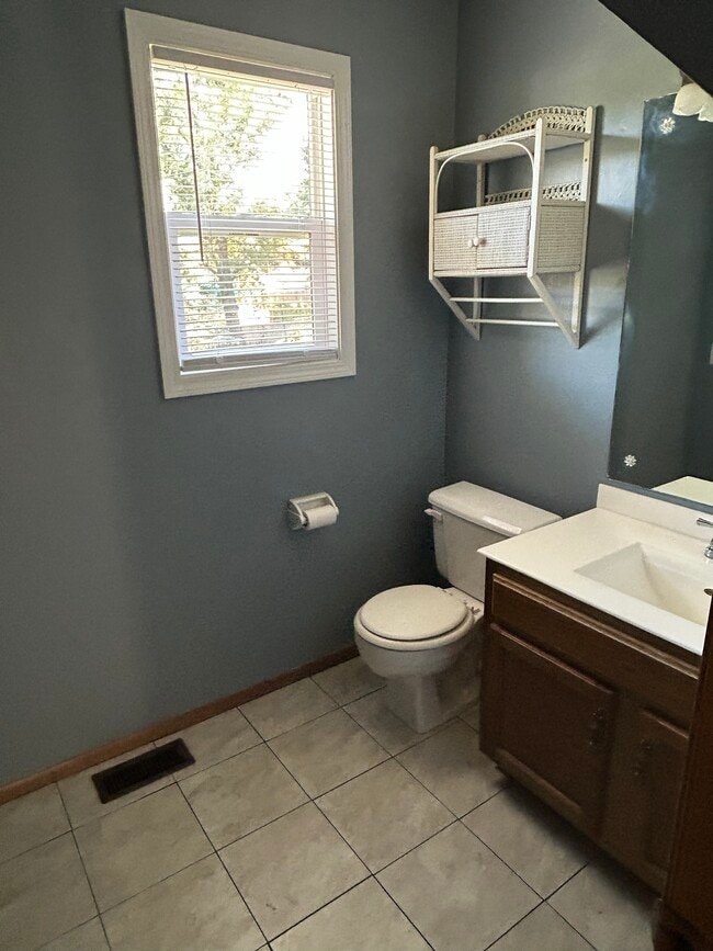 Half bath main floor - 5614 Decatur Street