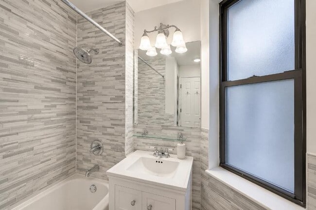 Photo - 53 Leroy St Unit 3C