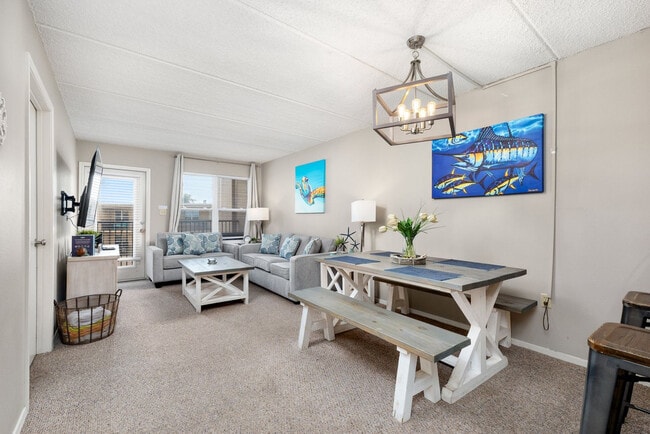 Building Photo - 115 E Coronado Dr Unit SI ID1507755P