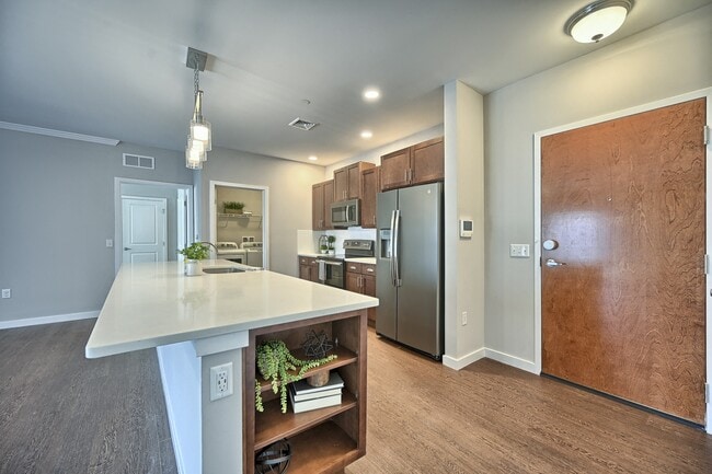 CenterPointe Apartments