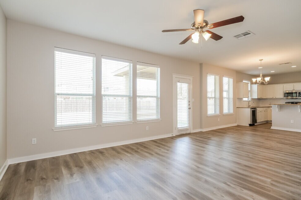 603 Irvin Dr