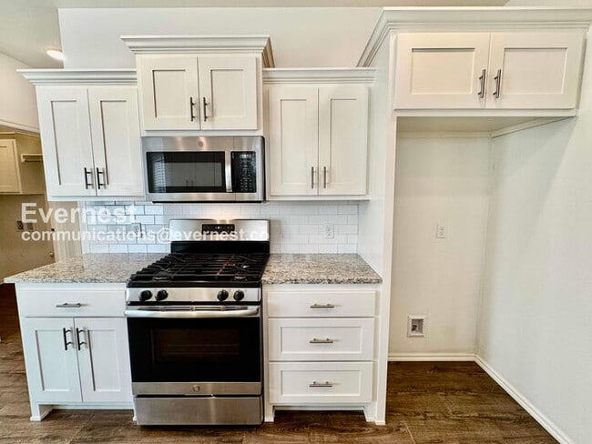 Photo - 321 E Redwood St