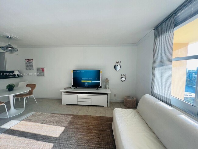 Photo - 2501 S Ocean Dr Unidad PH32