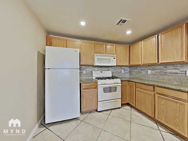 Photo - 9580 W Reno Ave Unidad 256