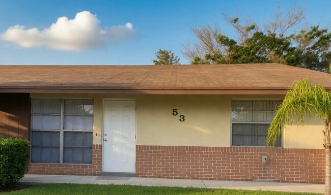 Building Photo - 53 SE Mead Pl Unit 53 Mead Pl